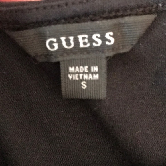 Guess black blouse cold shoulder - Picture 4 of 4